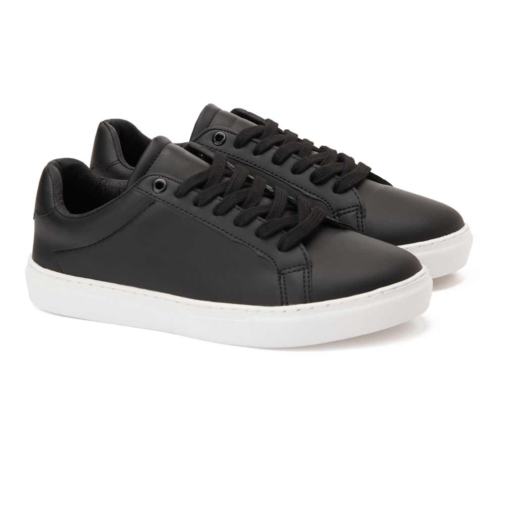 Men's simple leather sneakers - Black1