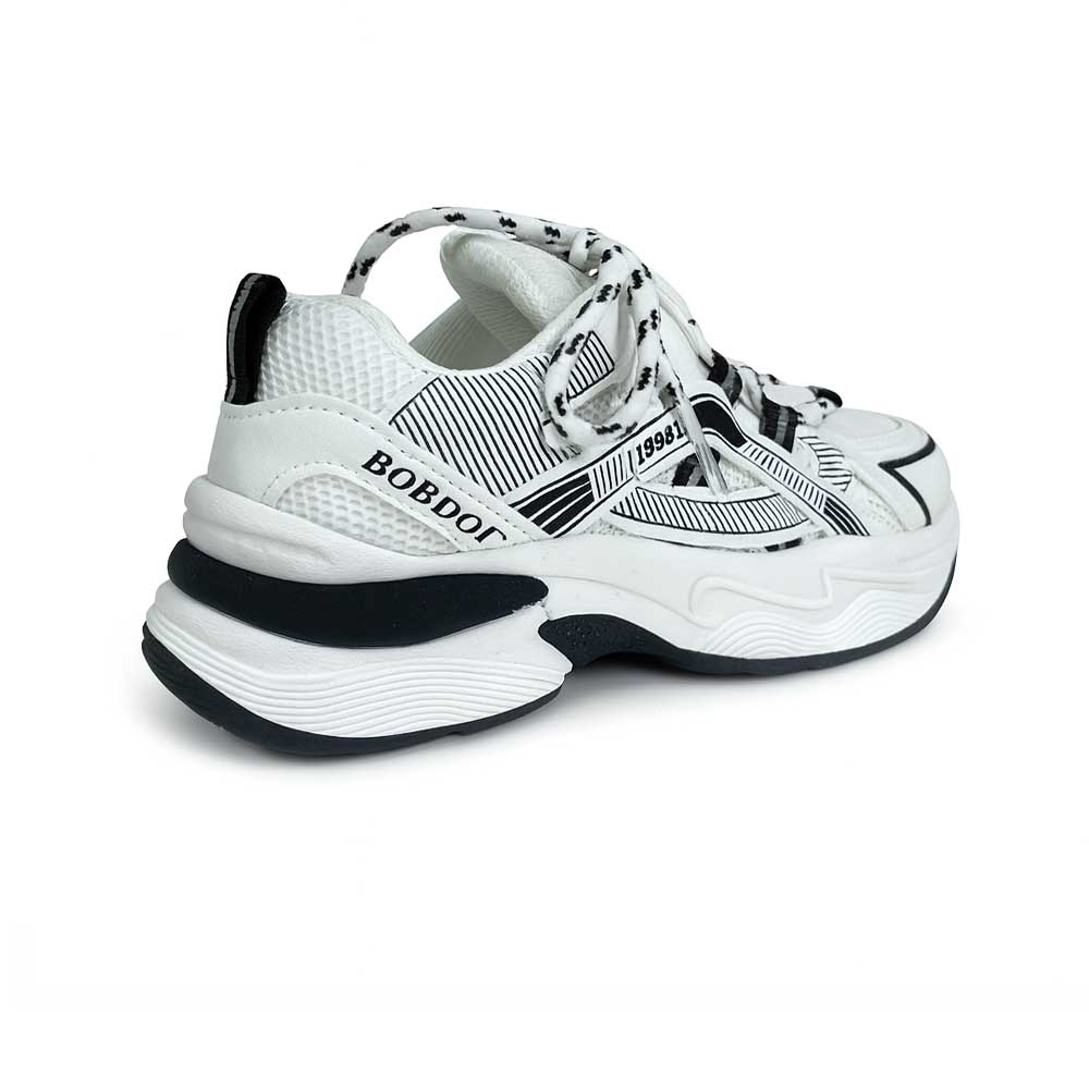 Kids fashion trainers - White1
