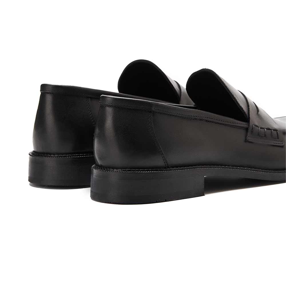 Men stylish moccasin - Black1