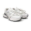 Women's Chunky Sole Sneakers - White