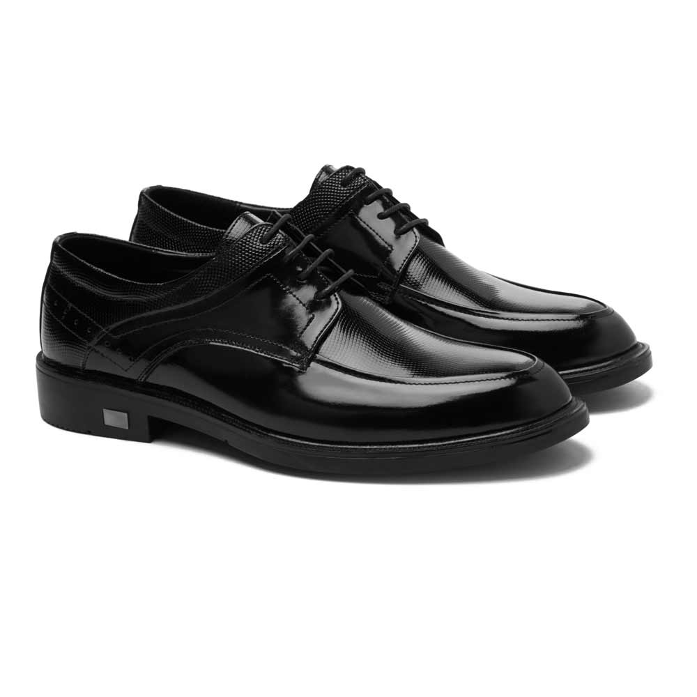 Men-sneakers-with-glossy-upper-Black-3